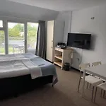 Bed & Breakfast Mariafarm Zevenbergen