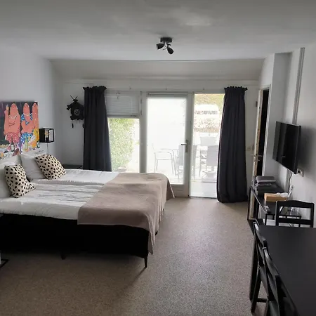 Mariafarm Bed & Breakfast Zevenbergen
